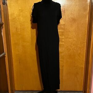 The Pyramid Collection Large Elegant Black Short Sleeve Cut Out Dress